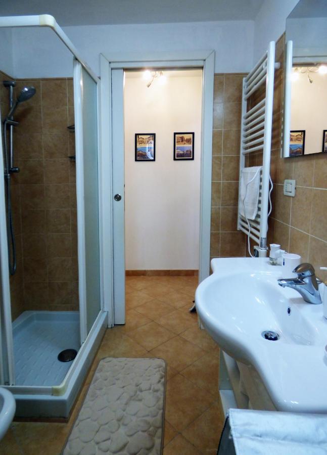 Ferienwohnung Casa Maura - 2 Passi Nella Storia Genua Exterior foto