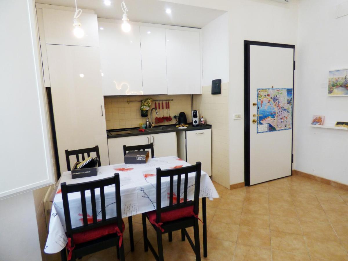 Ferienwohnung Casa Maura - 2 Passi Nella Storia Genua Exterior foto
